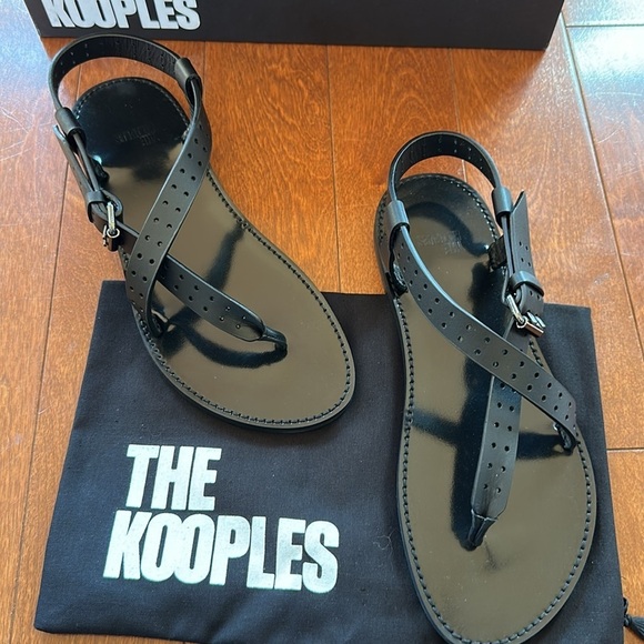 The Kooples Perforated thong Sandals size 40 or a US 9. New with box and dustbag - Picture 1 of 11